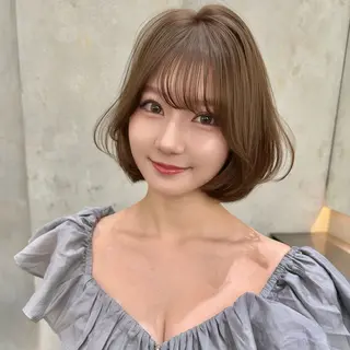 ミディアム 本田 奈穂美のヘアスタイル