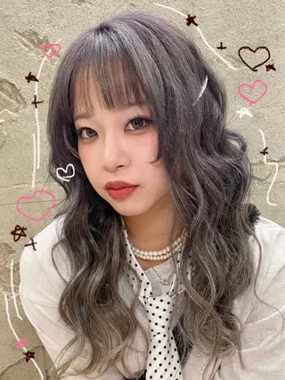 カラー 柔らかショート×透明 感カラー🎀emiのヘアスタイル