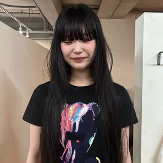 ロング カラー 脩 子のヘアスタイル
