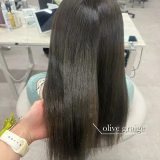 ロング カラー 美髪矯正/ベージュ カラー🧸綾里のヘアスタイル
