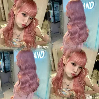 ロング 💗デザインカラー 💗RISA🐰のヘアスタイル