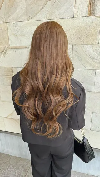 ロング カラー ヘアアレンジ 栗林 姫花のヘアスタイル