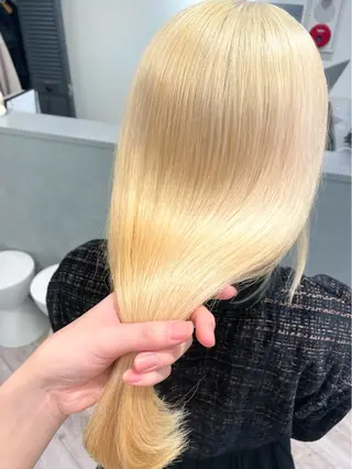 ロング ♡似合わせハイトーン ♡maiのヘアスタイル