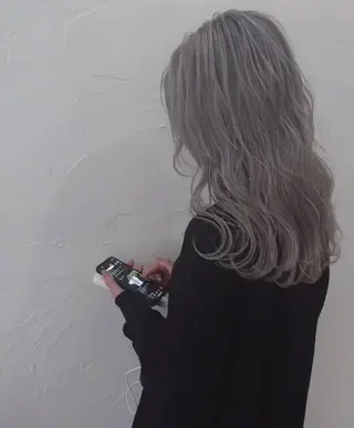 ロング カラー パーマ ヘアアレンジ メンズ キッズ ネイル アイブロウ マツエク・マツパ カラーソムリエ認定 茶屋町Eir岩本のヘアスタイル