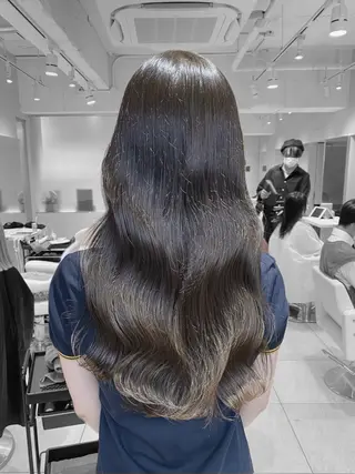 ロング 暗色カラー/レイヤー 🩶KAITOのヘアスタイル