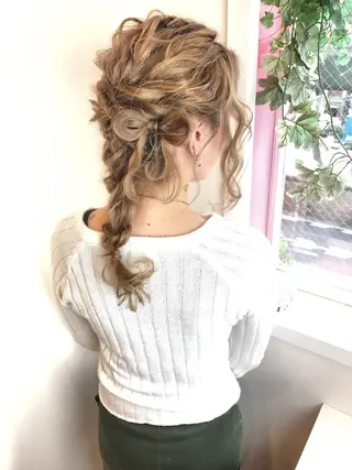 セミロング ヘアアレンジ TAKAHASHI LEAPSのヘアスタイル