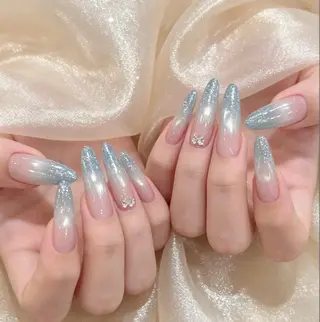 ネイル D-BEAUTY Nailsalonのネイルデザイン