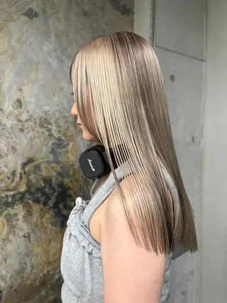 ロング カラー 中川 舞依のヘアスタイル