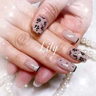 ネイル Lily*nail 🌻Mii🌻のネイルデザイン