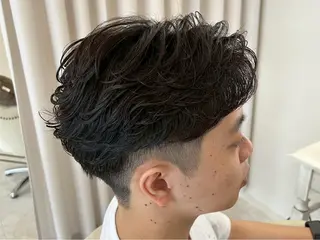 ショート センターパート 韓国ヘア・綾也のヘアスタイル