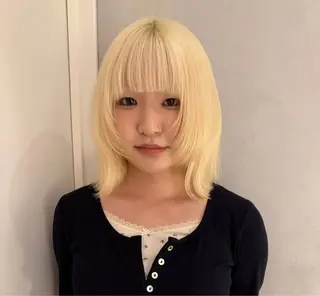 ミディアム カラー ヘアアレンジ ハイトーン/縮毛矯正 /梅田/みほのヘアスタイル