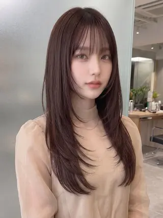 ロング 韓国風🥀透明感 カラー🖤uraraのヘアスタイル