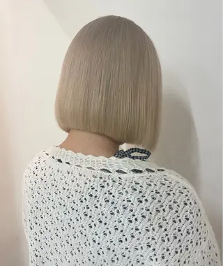 ミディアム カラー 🫧ハイトーン✨格安 より質💐マンツーマのヘアスタイル