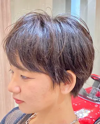 ショート イシカワ ユウタのヘアスタイル