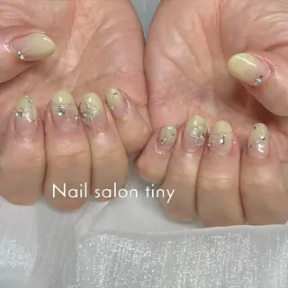 ネイル Nail salon tiny🩵のネイルデザイン