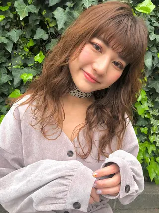 ロング Kaede .のヘアスタイル