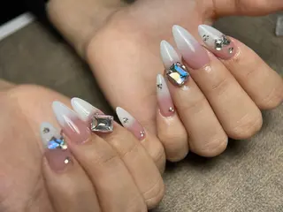 ロング トゥー フエンのネイルデザイン