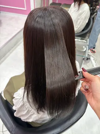 ミディアム Hirona 縮毛矯正/髪質改善のヘアスタイル