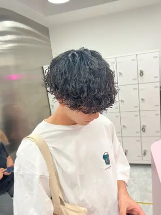 ミディアム パーマ メンズ メンズパーマ特化 TAIGAのヘアスタイル