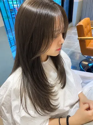 ロング 🩵盛れる顔周りヘア EMI🩵のヘアスタイル