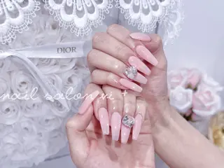 ネイル ✨Nailsalon Vi+✨のネイルデザイン