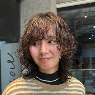 ミディアム 🧤高明度ハイトーン 🧤莉音のヘアスタイル