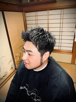 ショート メンズ 岩本 文太のヘアスタイル