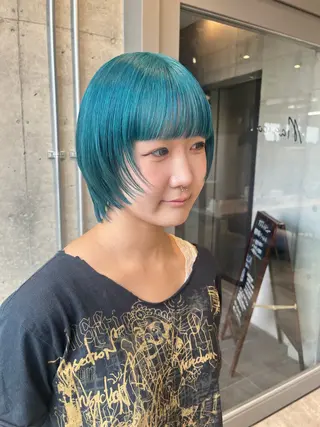 ショート カラー ハイトーンを育てる ブリーチカラー/牧原のヘアスタイル
