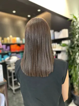 ミディアム ya giのヘアスタイル