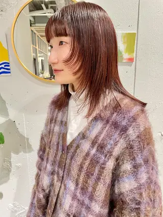 ミディアム 大角 実希のヘアスタイル