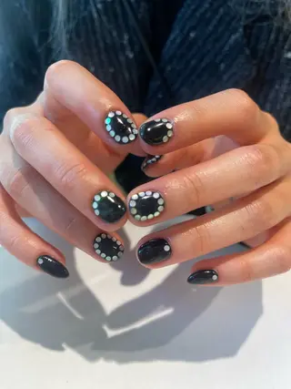 ネイル aoba🧁🎹 カラー/ネイルのヘアスタイル