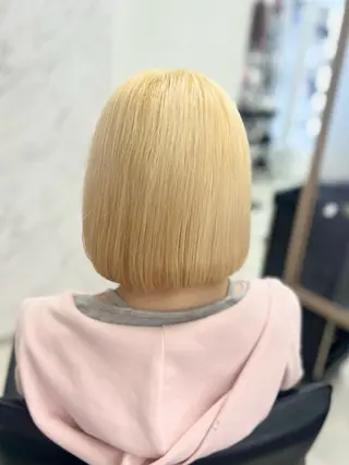 ショート 🤍透明感カラー︎ 🤍YUURI🤍のヘアスタイル
