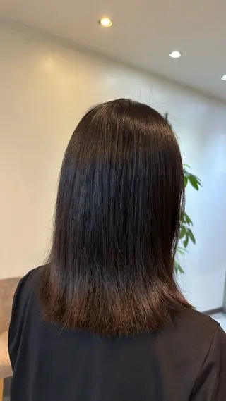 セミロング オオミチ ワカナのヘアスタイル