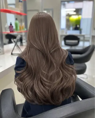 ロング カラー 透け感赤み消しカラー sego☁️のヘアスタイル