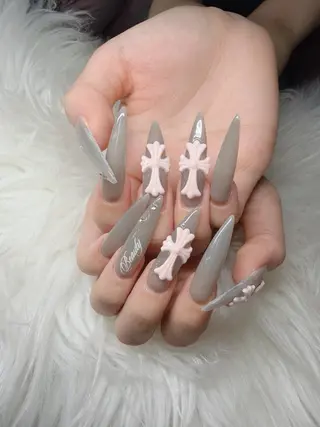 ネイル Lee Nailsのネイルデザイン