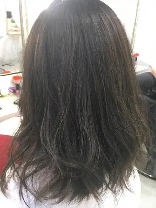 ミディアム カラー 髪質改善 中川 翔のヘアスタイル