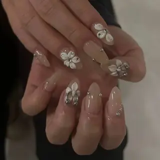 ネイル Luna Gladeのネイルデザイン