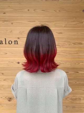 セミロング カラー 舩坂 友賀のヘアスタイル