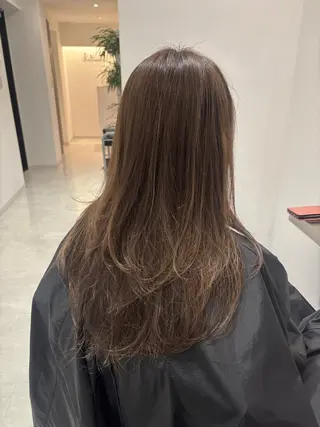 ミディアム カラー レイヤーカット🎀× 韓国風🇰🇷正源のヘアスタイル