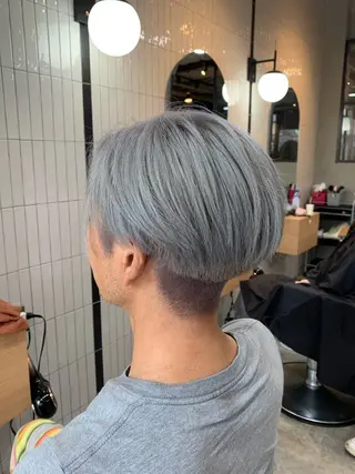 ショート カラー ♾️日沼 樹♾️透明感/艶髪のヘアスタイル
