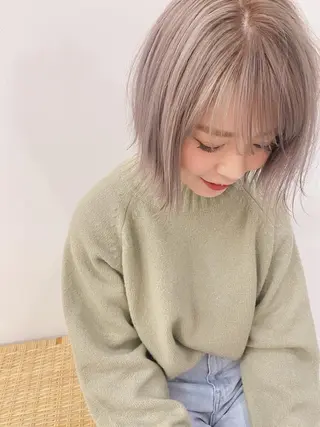 ショート カラー 顔周りレイヤーカット ブリーチminamiのヘアスタイル