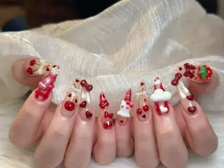 ネイル NIE NAIL Luxeのネイルデザイン