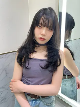 ミディアム Okamura Chisatoのヘアスタイル
