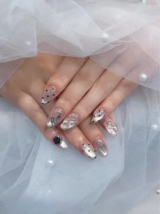 ネイル 𝒚𝒖𝒛𝒖 ˖ ࣪⊹のネイルデザイン