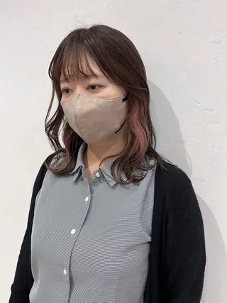 ミディアム カラー 北島 遥香🫧インナ ー /ベージュカラーのヘアスタイル