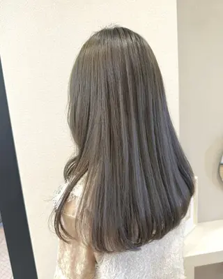 ロング カラー MIYU透明感カラー ブリーチなしWカラーのヘアスタイル