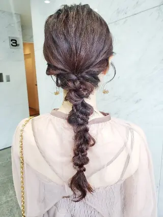 ロング ヘアアレンジ 仁科 美乃里のヘアスタイル