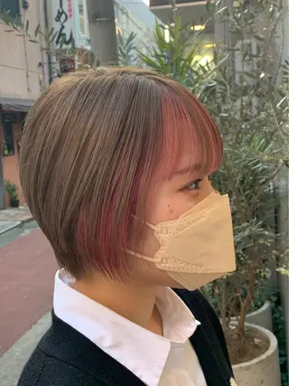 ショート カラー Blanco Color&Careのヘアスタイル