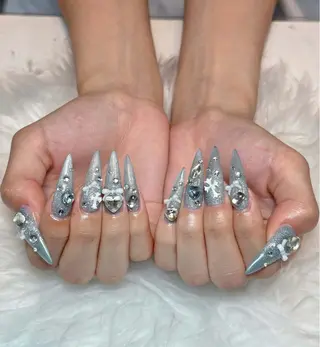 ネイル Julli NailStudioのネイルデザイン