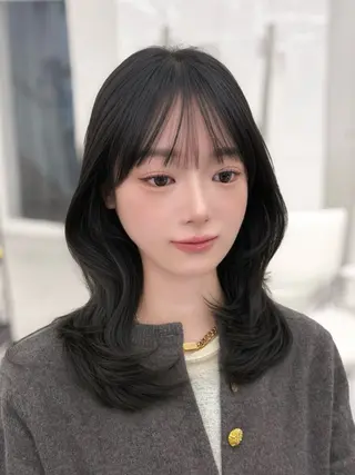 セミロング カラー 韓国ガーリーヘア🎀 Sayaka🤍のヘアスタイル